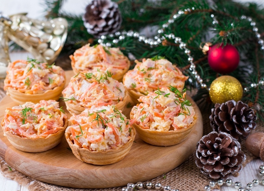 Салат в тарталетках «Новогодний сувенир»