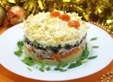 Слоёный салат «Новогоднее желание»