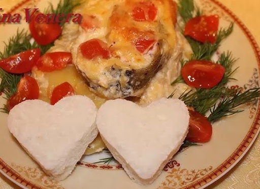 Запеченная треска с помидорной заправкой