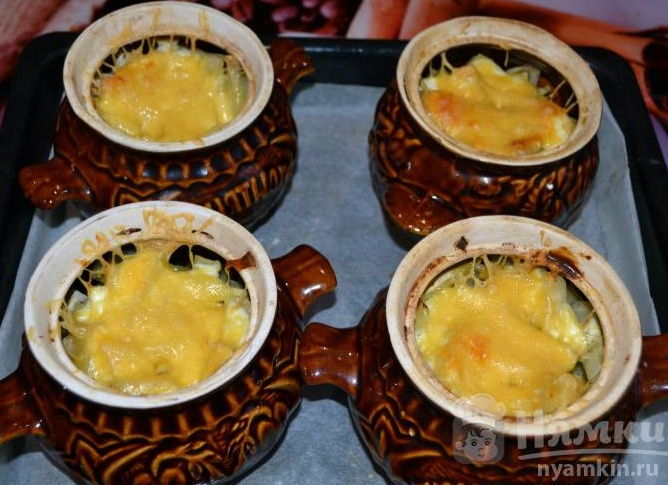 Горшочки с грибами в духовке